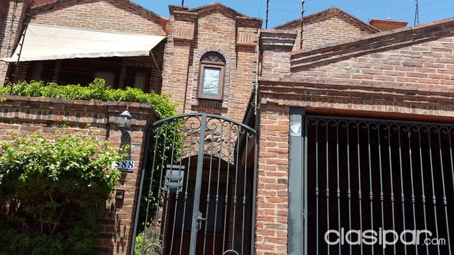 PRECIOSA RESIDENCIA EN 4 DORM CERCANIA AL SHOPPING DEL SOL | Clasipar Casas - PRECIOSA RESIDENCIA EN 4 DORM CERCANIA AL SHOPPING DEL SOL