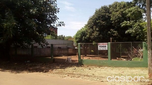 OFERTA!!! CDE MERCADO DE ABASTO!!! TERRENO DE 1.200 m2 CON 2 VIVIENDAS, SOBRE ASFALTO | Clasipar Terrenos - OFERTA!!! CDE MERCADO DE ABASTO!!! TERRENO DE 1.200 m2 CON 2 VIVIENDAS, SOBRE ASFALTO
