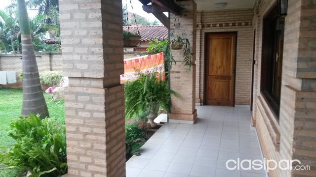 HERMOSA RESIDENCIA EN SAN LORENZO 150.000 DOLARES 2 PLANTA CON 4 DORMITORIOS BIEN AMPLIAS | Clasipar Casas - HERMOSA RESIDENCIA EN SAN LORENZO 150.000 DOLARES 2 PLANTA CON 4 DORMITORIOS BIEN AMPLIAS