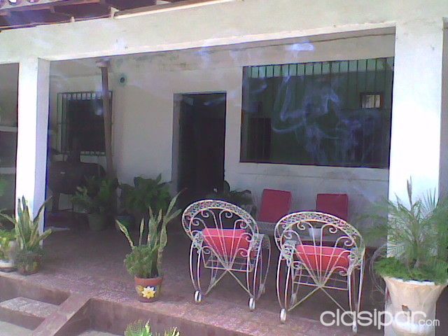 VENDO casa de 5 dormitorios zona Capiata ruta Nº 1 Km 19!!! | Clasipar Casas - VENDO casa de 5 dormitorios zona Capiata ruta Nº 1 Km 19!!!