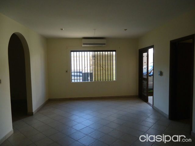 Vendo duplex en mburucuya de 180 m2 de terreno con 180 m2 construido a 1 cuadra d trinidad en perfectas condiciones. | Clasipar Duplex - Vendo duplex en mburucuya de 180 m2 de terreno con 180 m2 construido a 1 cuadra d trinidad en perfectas condiciones.