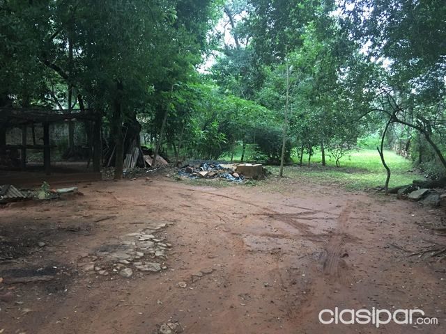 EN VENTA IMPORTANTE PROPIEDAD EN LUQUE DE 3000 M2 | Clasipar Terrenos - EN VENTA IMPORTANTE PROPIEDAD EN LUQUE DE 3000 M2
