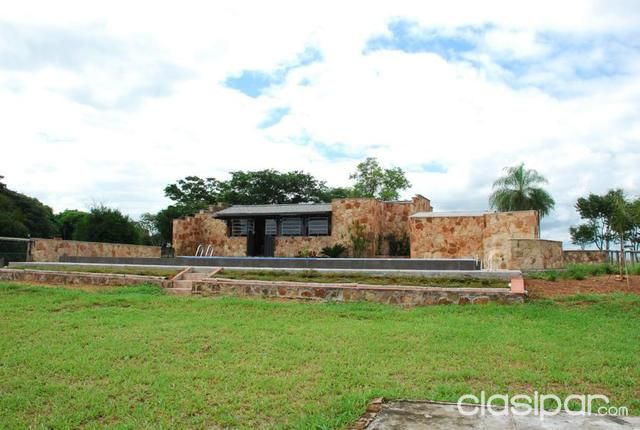 Hermosa Quinta en Altos con vista al Lago Ypacarai - 3 Has. | Clasipar Propiedades rurales - Hermosa Quinta en Altos con vista al Lago Ypacarai - 3 Has.