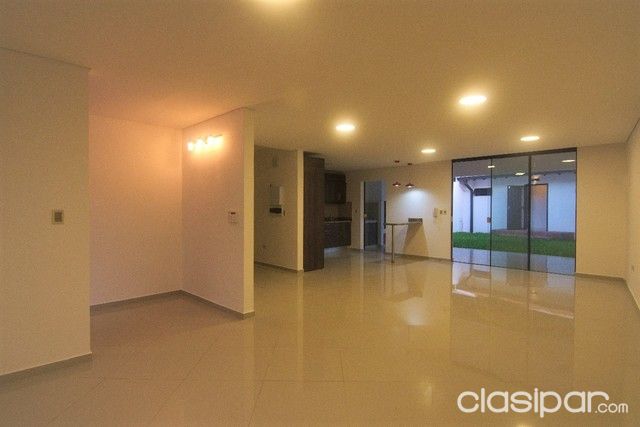 Se Vende Dúplex a Estrenar de 202 m2. con 3 Dormitorios en Lambaré, Zona Yacht | Clasipar Duplex - Se Vende Dúplex a Estrenar de 202 m2. con 3 Dormitorios en Lambaré, Zona Yacht