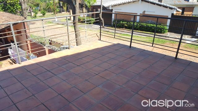 PROPIETARIO VENDE CASA Y DUPLEX JUNTOS EN LAMBARÉ | Clasipar Duplex - PROPIETARIO VENDE CASA Y DUPLEX JUNTOS EN LAMBARÉ