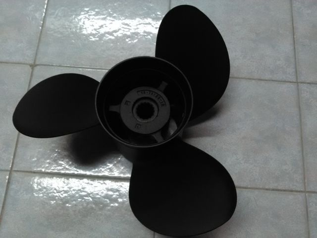 Vendo Helice de Aluminio | Clasipar Náutica - Vendo Helice de Aluminio