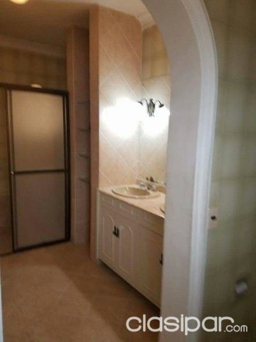 Vendo residencia zona Shopping La Galeria | Clasipar Residencias / Mansiones - Vendo residencia zona Shopping La Galeria