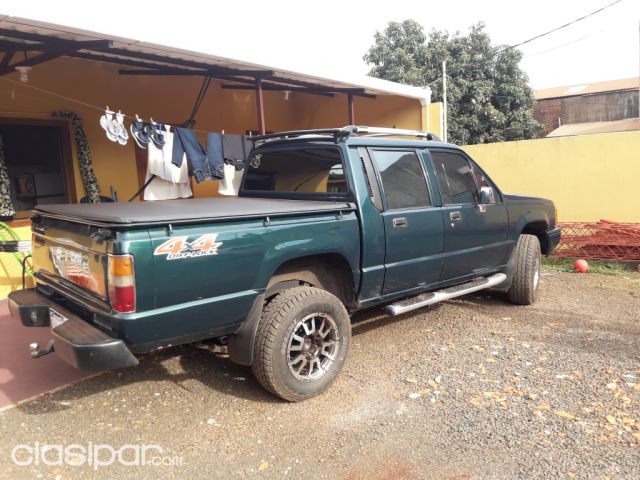 Vendo Camioneta L200 4x4 impecable | Clasipar Autos - Vendo Camioneta L200 4x4 impecable