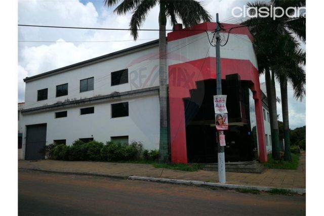 IMPONENTE EDIFICIO CORPORATIVO CON DEPOSITO EN ESQUINA . ZONA MUNIC LAMBARE | Clasipar Locales / Oficinas / Salones - IMPONENTE EDIFICIO CORPORATIVO CON DEPOSITO EN ESQUINA . ZONA MUNIC LAMBARE