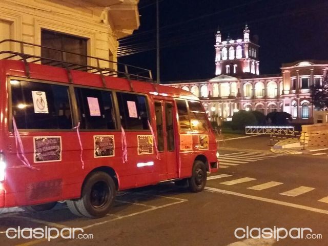Alquiler de minibús para despedida de soltera. | Clasipar Turismo - Alquiler de minibús para despedida de soltera.