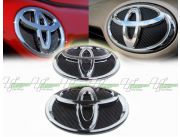 EMBLEMA TOYOTA PARRILLA