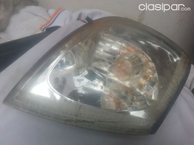 VENDO FARO DELANTERO Y TRASERO PARA BMW 98/99/2000 | Clasipar Repuestos y accesorios - VENDO FARO DELANTERO Y TRASERO PARA BMW 98/99/2000