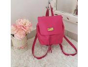 MOCHILA PEQUEÑA FUCSIA MOCHILA PEQUEÑA FUCSIA