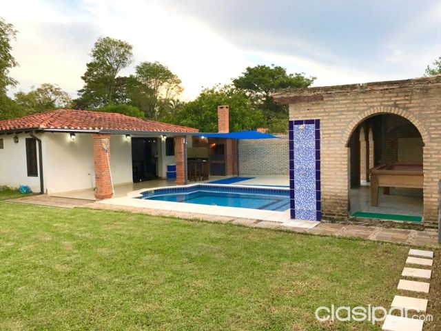 Hermosa casa en Mariana Roque Alonso a pasos de la futura Costanera Norte | Clasipar Casas - Hermosa casa en Mariana Roque Alonso a pasos de la futura Costanera Norte