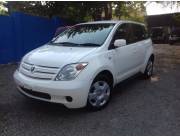 VENDO TOYOTA IST BLANCO PERLA AÑO 2003 1.5 cc.RECIEN IMPORTADO OFRECE F.D AUTOMOTORES. | Clasipar Autos - VENDO TOYOTA IST BLANCO PERLA AÑO 2003 1.5 cc.RECIEN IMPORTADO OFRECE F.D AUTOMOTORES.