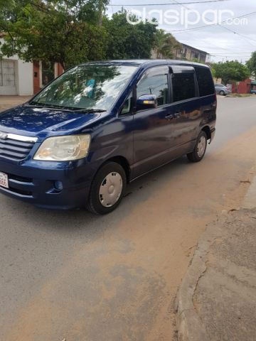 VENDO IMPECABLE TOYOTA NOAH AÑO 2002 - UNA BELLEZA! | Clasipar Autos - VENDO IMPECABLE TOYOTA NOAH AÑO 2002 - UNA BELLEZA!