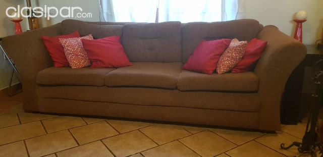 Oferta - Sofá clásico en excelente estado | Clasipar Muebles - Oferta - Sofá clásico en excelente estado