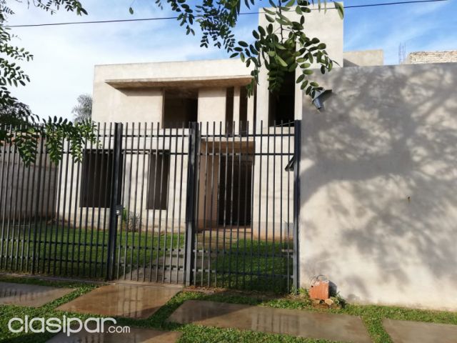 VENDO CASA EN LUQUE (LOMA MERLO) | Clasipar Casas - VENDO CASA EN LUQUE (LOMA MERLO)