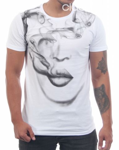 REMERA CON DISEÑO EXCLUSIVO PARA CABALLERO | Clasipar Ropa y calzados - REMERA CON DISEÑO EXCLUSIVO PARA CABALLERO