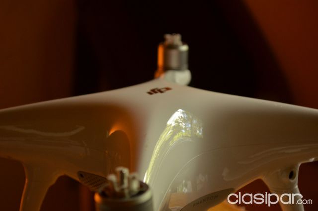 DJI Phantom 4 como nuevo | Clasipar Otros electrónica - DJI Phantom 4 como nuevo