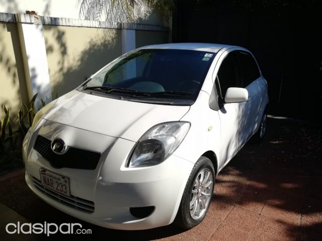 VENDO TOYOTA VITZ 2005 | Clasipar Autos - VENDO TOYOTA VITZ 2005