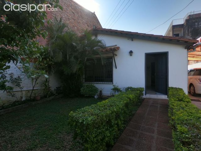 Vende Casa con Dpto. independiente 4 dormitorios en Barrio Vista Alegre | Clasipar Casas - Vende Casa con Dpto. independiente 4 dormitorios en Barrio Vista Alegre