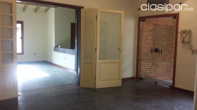 CHALET EN MBURUCUYA ALQUILO TODO PLANTA, LUGAR RESIDENCIAL!!!! | Clasipar Casas - CHALET EN MBURUCUYA ALQUILO TODO PLANTA, LUGAR RESIDENCIAL!!!!
