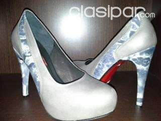 Estileto de cuero color gris - Calce 38 | Clasipar Ropa y calzados - Estileto de cuero color gris - Calce 38