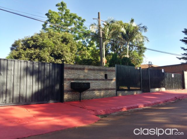 Hermosa Casa en el centro de Obligado | Clasipar Casas - Hermosa Casa en el centro de Obligado