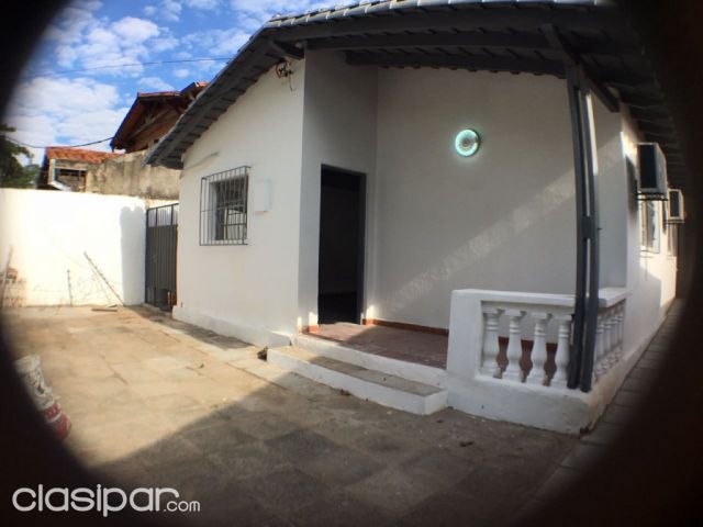 DEPARTAMENTO A PASOS DE LA AV. SANTISIMA TRINIDAD | Clasipar Departamentos - DEPARTAMENTO A PASOS DE LA AV. SANTISIMA TRINIDAD