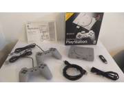 Playstation Classic con 20 juegos + PENDRIVE de 16GB con juegos ilimitados Playstation Classic con 20 juegos + PENDRIVE de 16GB con juegos ilimitados
