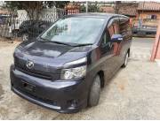 Vendo Toyota New Voxy Vendo Toyota New Voxy
