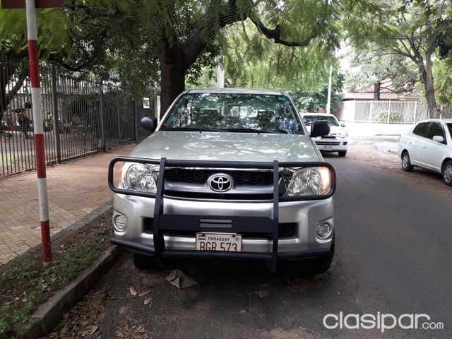 camioneta Toyota Hilux D/C 4x4, año 2011, motor 2.5, mecánico #129133